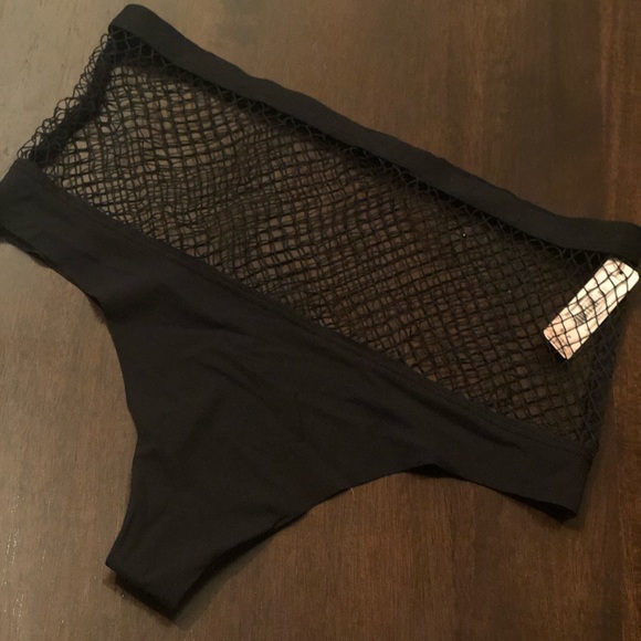Victoria’s Secret Thong - Picture 1 of 2